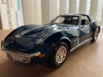 1970 Chevy Corvette T-top Blue 1/24 Scale Diecast By Maisto 34202 • $24