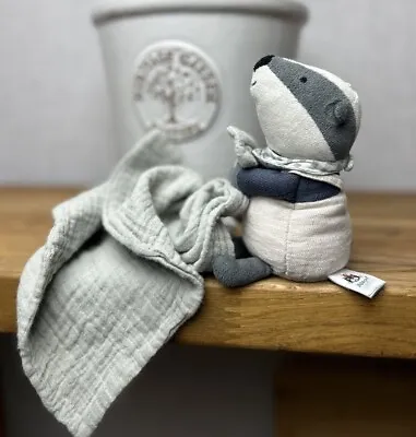 Jellycat Baby Badger Soother - Muslin Comforter - Riverside Rambler Comforter • £35