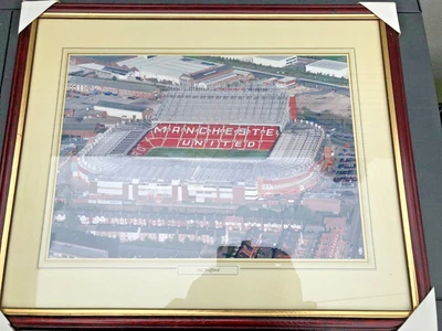 £5 • Buy Old Trafford Picture With Frame 550 X 450 Mm, Manchester United