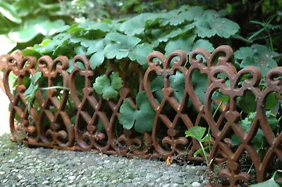 Ornate Cast Iron Brown Lawn Garden Edging Edge 27.5 X 14cm • £4.75