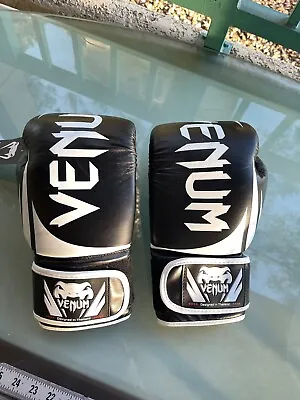 Venum Challenger 2.0 Boxing Gloves  Black 16 Oz • $39