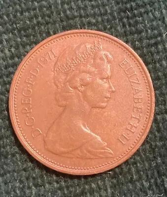 1971 Queen Elizabeth II 2 New Pence Great Britain ~AU Free Shipping • $4