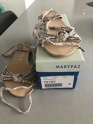 Ladies Sandals Size 36 • £4.99