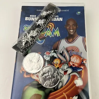 Space Jam (VHS 1997 Clam Shell) Complete With Coinsinserts/Disney Bracelet • $50