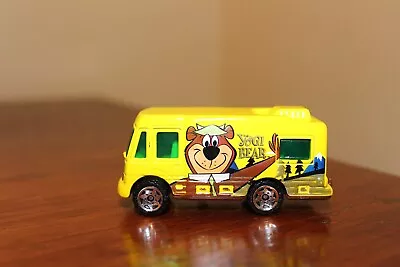 1998 Matchbox Truck Camper Yellow YOGI BEAR Hannah Barbera 1:70 Scale • $14