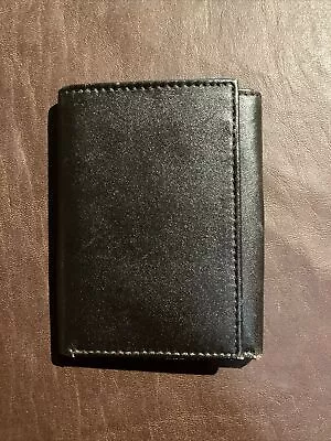 Men's Brown Genuine Leather Trifold Wallet • $15.50