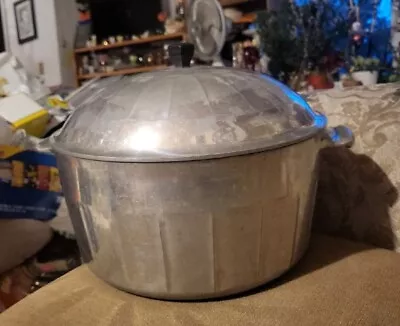 $26.50 • Buy Vintage Cast Aluminum Household Institute 6 Qt Dutch Oven Stock Pot Roasting