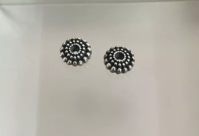 Trollbead Daisy Circle Earrings • $24.87