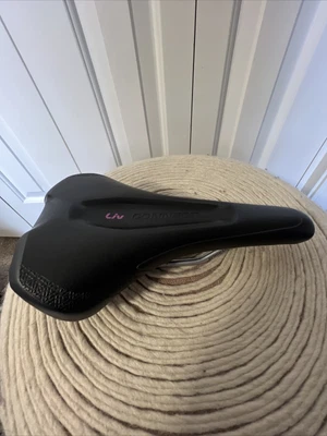 $0.99 • Buy Giant Liv Connect Women's Fitness Hybrid Saddle Black/Pink