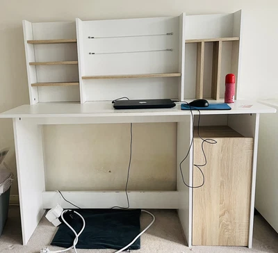£30 • Buy Computer Desk With Drawers And Shelves