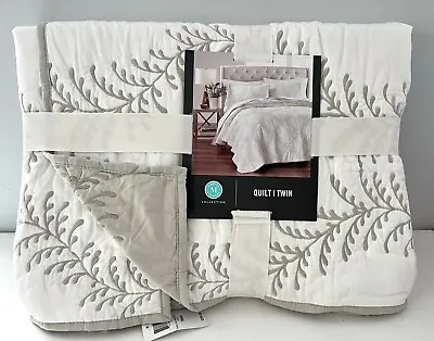 Martha Stewart Collection Laurel Embroidery Twin Quilt In White • $68.40