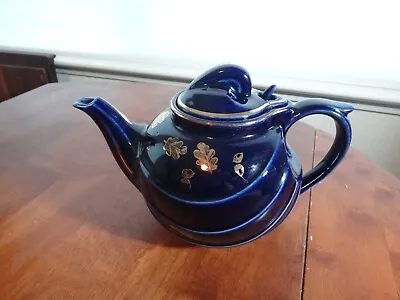 Vintage Hall China 6-Cup Teapot Tea Pot #783 Cobalt Blue & Gold • $19.95