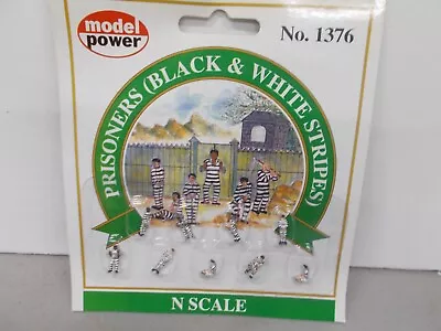 Model Power # 1376 ~ Prisoners (black & White Stripes) ~ N Scale People • $9