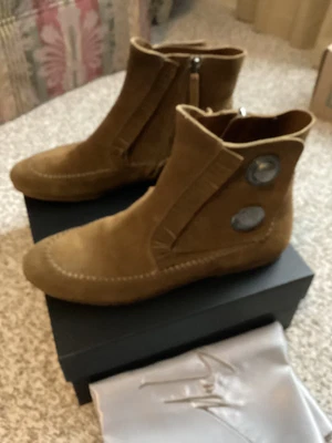 $170 • Buy Giuseppe Zanotti..booties/ Moccasin..Marcio…brown Suede…size 38