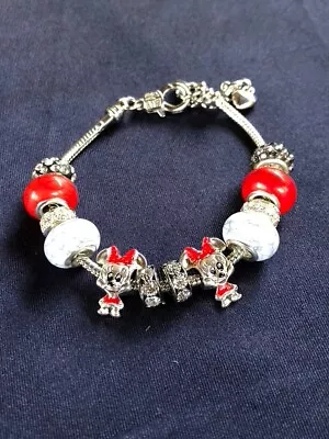 Minnie Mouse Charm Bracelet • $20