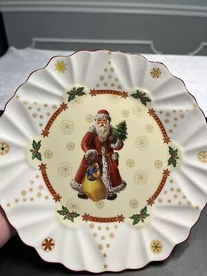 Villeroy Boch Fantasy Toys Santa 8 1/2” Plate Salad Luncheon • $24.99