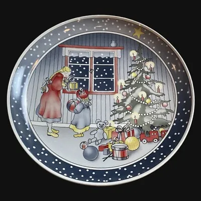 Villeroy & Boch Christmas 1748 Plate Series 2 Wall Hanging 10.75” Diameter • $15.50