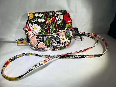 Vera Bradley Petite Crossbody Purse Bag Zip  Poppy Fields EUC • $11.99