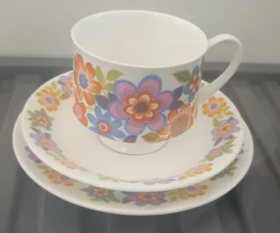 Mayfair Pottery Floral 70s Bone China Teacup Saucer + Side Plate Trio • £10