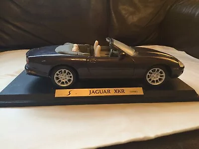 Maisto 1/18 Scale Diecast - Jaguar XKR 1998 Convertible Metallic Purple • £38