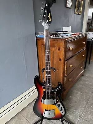 Guyatone Eb-25 Bass Guitar • $295