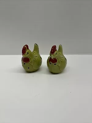 Vintage Mid-Century Chickens Roosters Hens Salt And Pepper Shaker Set Japan • $12.95