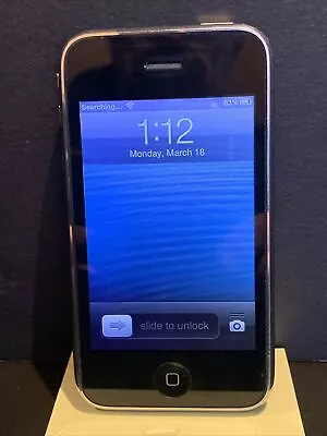 Apple IPhone 3GS - 16 GB - Black (AT&T) • $15