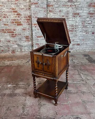 Itonia  Hand Crank  Gramophone W/Beautiful Carved Oak Cabinet C.1910s • $2309.55