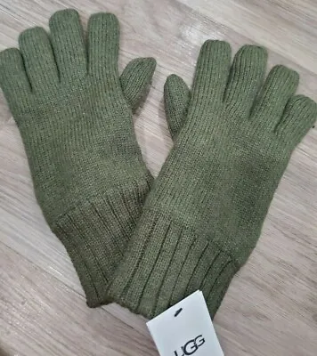 Ugg Knit Gloves Size S/M Palm Patch Eucalyptus Spray Green Winter  • $49.99