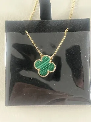 Van Cleef Arpels Women’s Yellow Gold Vintage Alhambra Gold And Malachite Green • £600