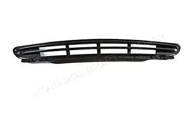 Front Bumper Grill Fits MERCEDES C-Class W203 2005-2006 • $64.30