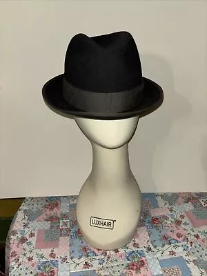 Vintage Mallory Fifth Avenue Aristocrat Quality Black Felt Fedora Hat Size 7 1/8 • $20