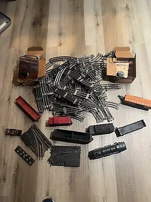 ***Vintage Lionel Train Set*** • $500