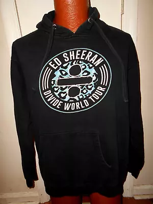 Ed Sheeran Divide World Tour Men's Large Black Pullover Hoodie. • $39.99