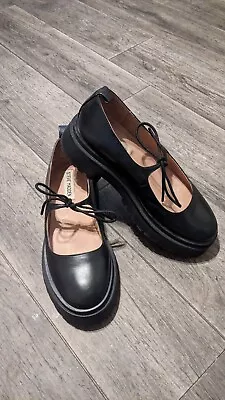 Steve Madden - London Platform Mary Jane - Black - Size 7 • $75