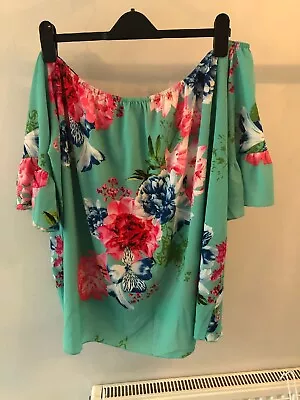 Ladies Quiz Mint Green Flowered Bardot Top. Size 24. • £12