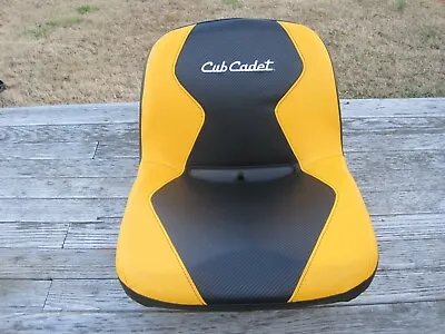 Cub Cadet Riding Lawn Mower Tractor / Zero Turn Seat 757-06027 FITS XT1 TRACTORS • $99.99