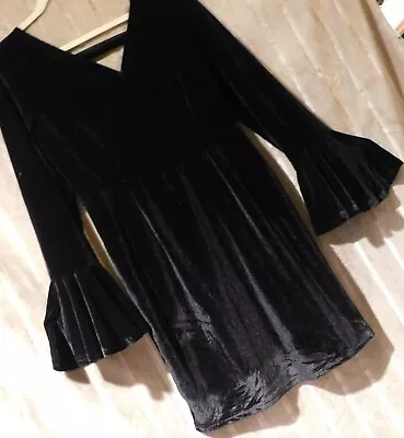 Women’s/Juniors XL Black Velvet Sexy Mini Dress--LQQK • $65