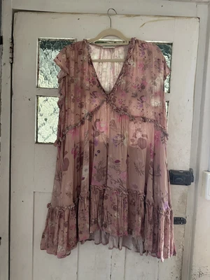 $70 • Buy Spell Wild Bloom Mini Size XL- Musk Pink. EUC