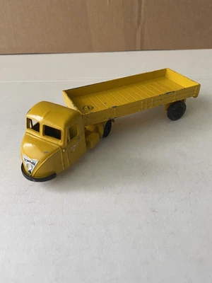 £9.99 • Buy Budgie Toys Scammell Scarab With Crescent Toys Trailer . Repainted Code 3 Model