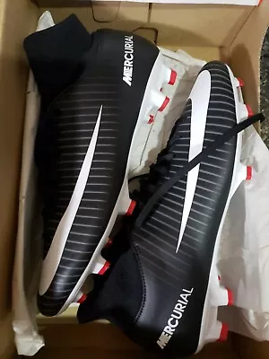 Nike Mercurial Victory Soccer  New    • $45