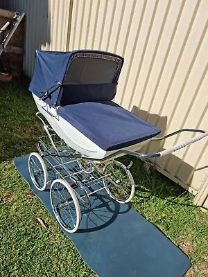 Silvercross Kensington Navy Blue And White Pram. This Pram Is A Show Stopper!!! • $2000