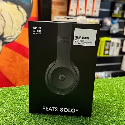 Beats Solo3 Wireless Headphones - Black ***NEXT TO NEW*** RRP: $299 • $189