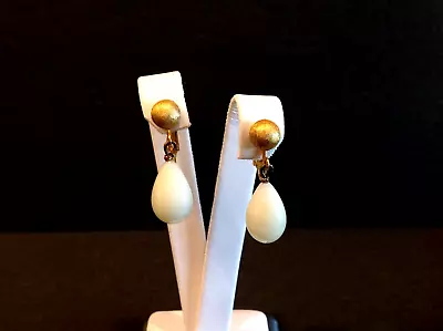 Marvella Brushed Gold Tone Teardrop Clip On Earrings - Signed Vtg. • $15.99