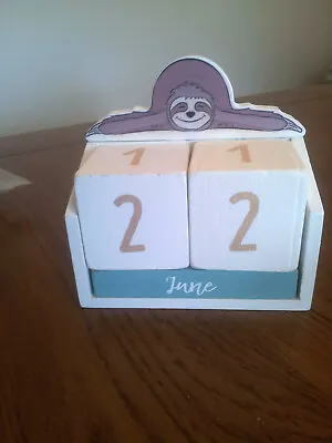 £5 • Buy VINTAGE Wooden Shabby Chic Design Perpetual Calendar Rotating Blocks  Day Desk