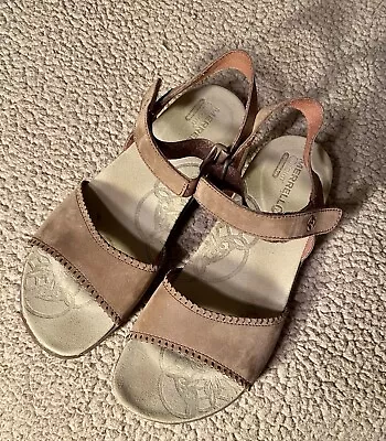 Merrill Women’s Hook/Loop Closure Size 10 Sandals • $8