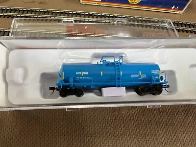 Atlas N Scale ~ Brand New ~ Kaolin Tank Car ~ ACFX #78096 • $25.99