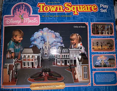 DISNEY MAGIC Disney World TOWN SQUARE PLAY SET Sears • $69.99