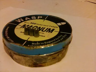 Collectors Bisley Wasp Magnum .22 Air Rifle Pellet Tin And Pellets. • £26.95