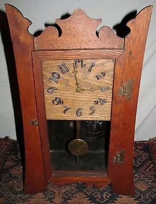 Arts & Crafts Oak Antique Mantle Clock  • $408